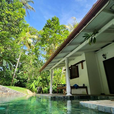 Medusa Bungalow - Galle Bagian luar foto