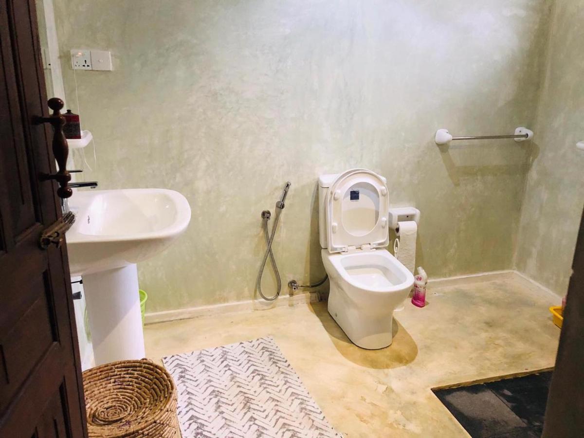 Medusa Bungalow - Galle Bagian luar foto