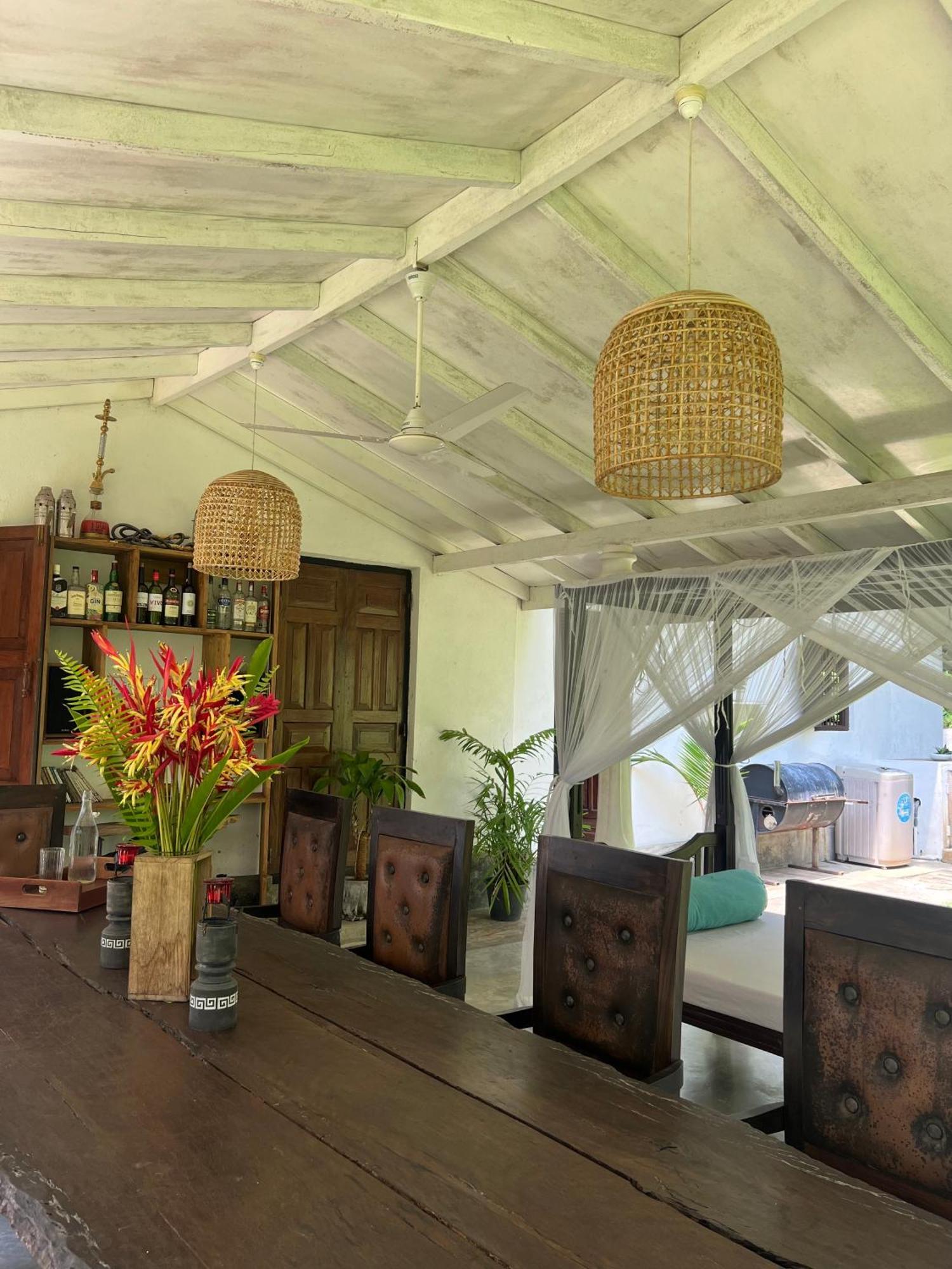 Medusa Bungalow - Galle Bagian luar foto