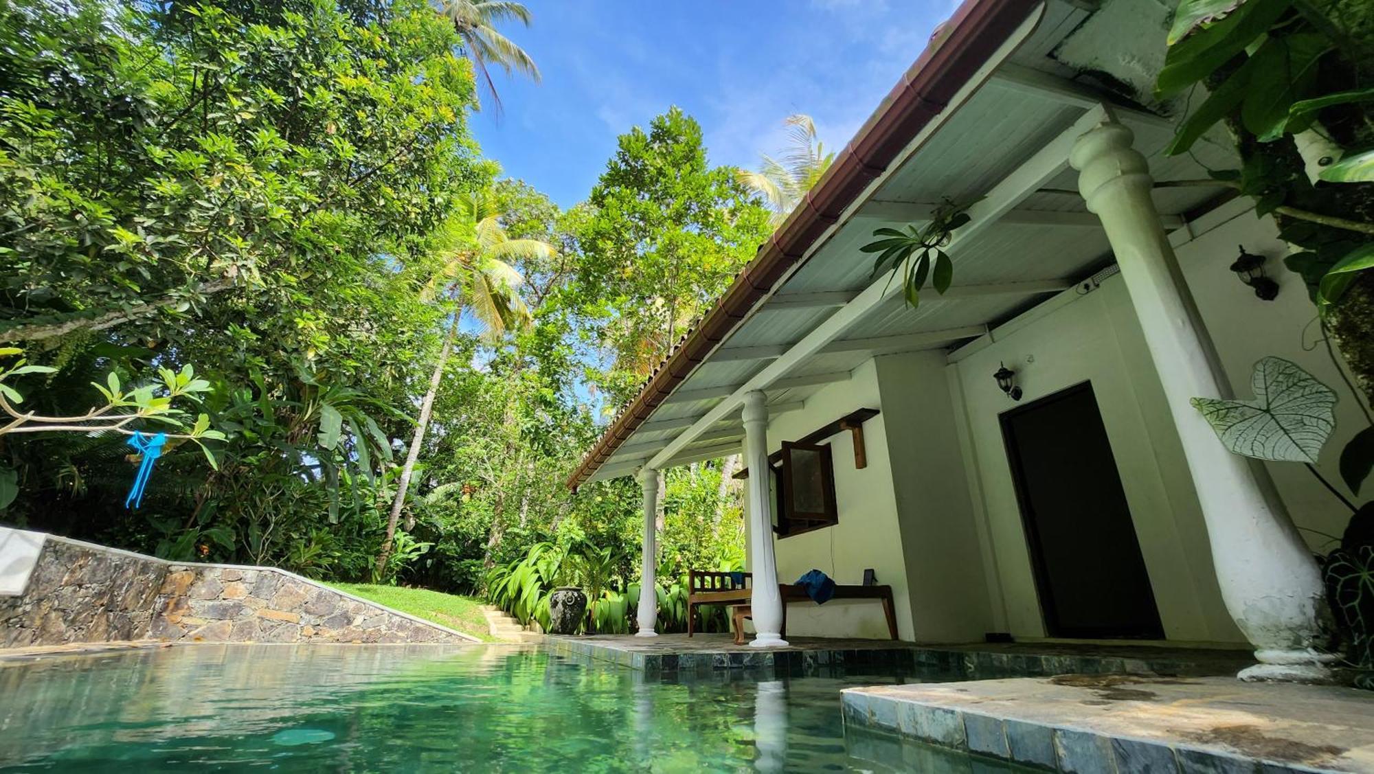 Medusa Bungalow - Galle Bagian luar foto